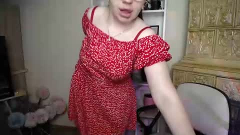 Snapshot of luizaheems_ chatting on June 2026 06:10:02 AM Luiza online show from June 2026 06:10:02 AM