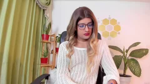 Luka Castillo online show from April 2026 04:48:02 AM