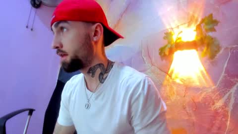 LUKE online show from February 2025 01:01:01 PM