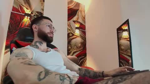 LUKE online show from November 2025 01:12:02 PM