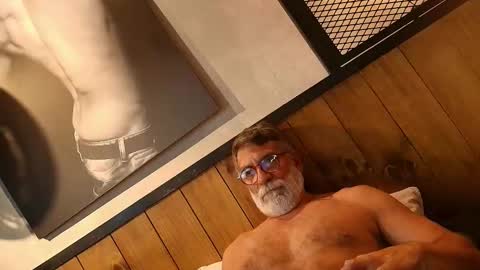 Luke Crews online show from January 2025 02:32:01 AM