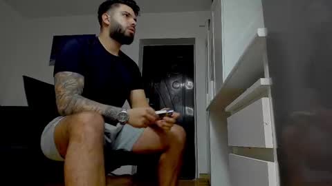 Snapshot of lukedenver chatting on February 2025 08:03:01 PM Luke online show from February 2025 08:03:01 PM