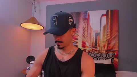 Snapshot of lukeetaylor_ chatting on December 2025 04:41:02 AM Luke Taylor online show from December 2025 04:41:02 AM