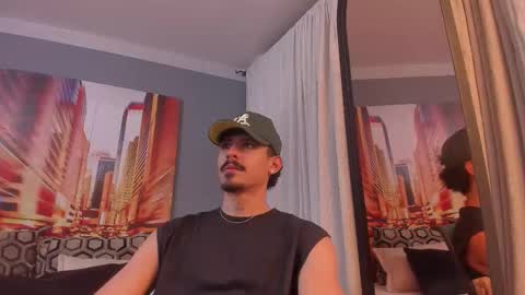 Snapshot of lukeetaylor_ chatting on January 2026 12:42:01 PM Luke Taylor online show from January 2026 12:42:01 PM