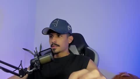 Snapshot of lukeetaylor_ chatting on February 2026 11:39:01 AM Luke Taylor online show from February 2026 11:39:01 AM