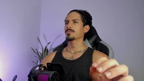 Snapshot of lukeetaylor_ chatting on March 2026 11:14:01 AM Luke Taylor online show from March 2026 11:14:01 AM