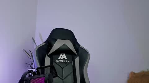 Snapshot of lukeetaylor_ chatting on March 2026 11:43:02 AM Luke Taylor online show from March 2026 11:43:02 AM