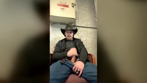 Snapshot of lukekibbe27 chatting on February 2026 07:23:02 PM lukekibbe27 online show from February 2026 07:23:02 PM