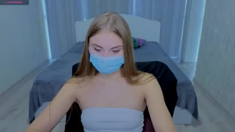 lukeriamoon online show from September 2025 05:31:01 AM