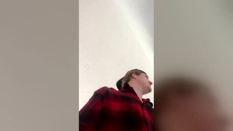 Snapshot of lukeshaft chatting on April 2026 05:28:01 PM lukeshaft online show from April 2026 05:28:01 PM