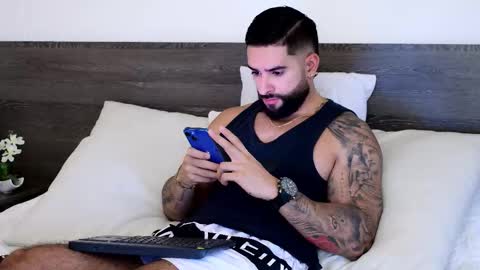 Snapshot of lukhass chatting on October 2025 09:35:02 PM Lukhas f4f online show from October 2025 09:35:02 PM