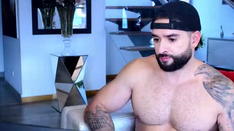 Snapshot of lukhass chatting on November 2025 10:21:01 PM Lukhas f4f online show from November 2025 10:21:01 PM