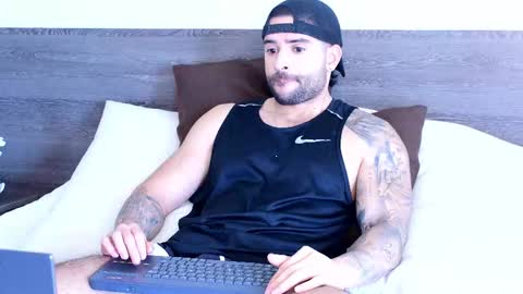 Snapshot of lukhass chatting on December 2025 05:21:02 PM Lukhas f4f online show from December 2025 05:21:02 PM