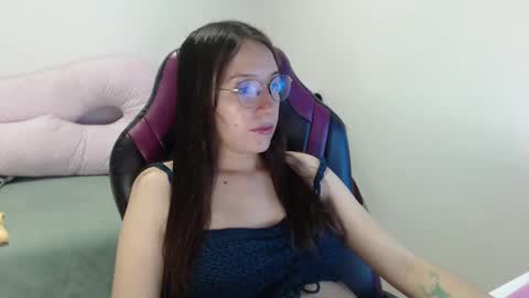 Snapshot of lula_05 chatting on December 2024 05:39:01 PM Vicky online show from December 2024 05:39:01 PM