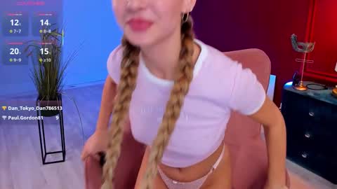 Snapshot of lullyfox chatting on October 2025 12:27:01 AM Cherie online show from October 2025 12:27:01 AM