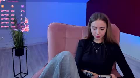 Snapshot of lullyfox chatting on November 2025 12:38:01 PM Cherie online show from November 2025 12:38:01 PM