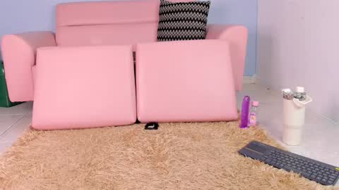 lulu__cute1 online show from November 2025 09:15:01 PM