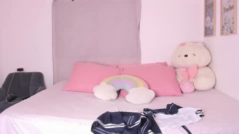 Snapshot of lulu_russell chatting on January 2025 09:59:01 AM LULU online show from January 2025 09:59:01 AM