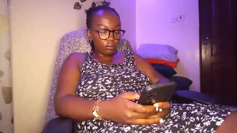 lulu_sparks1 online show from November 2025 05:44:01 AM