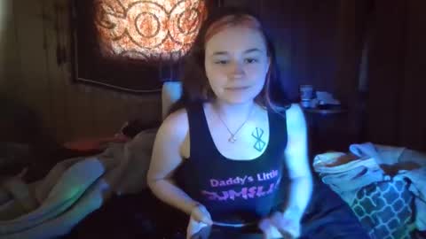 Snapshot of lulupixxx chatting on February 2025 04:20:02 PM Connie online show from February 2025 04:20:02 PM