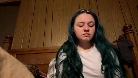 Snapshot of lulupixxx chatting on December 2025 01:05:01 PM Connie online show from December 2025 01:05:01 PM