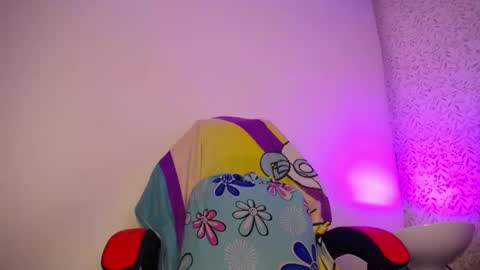 Luly online show from April 2026 03:11:01 AM