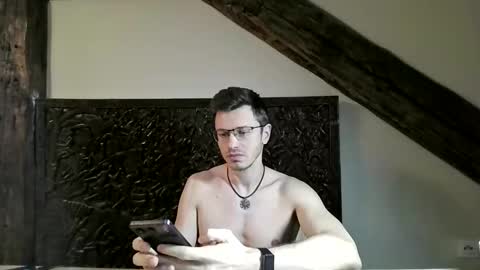 Andrew independent model 2000-0000 CET daily online show from April 2026 06:55:02 PM