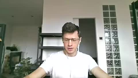 Andrew independent model 2000-0000 CET daily online show from July 2026 09:57:01 AM