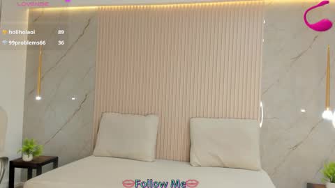 luminous__queen online show from March 2025 03:46:02 AM