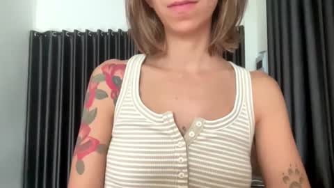 Snapshot of luna3589 chatting on December 2024 04:43:02 AM Luna online show from December 2024 04:43:02 AM