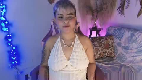 Luna online show from February 2026 12:23:01 AM