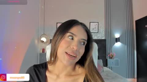 Snapshot of luna__ponce chatting on March 2025 04:17:02 PM online show from March 2025 04:17:02 PM