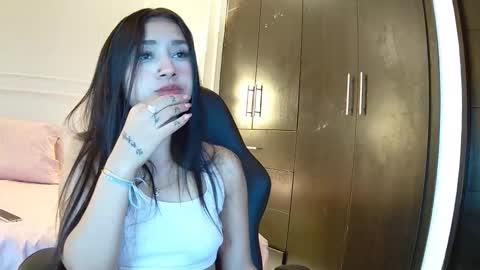 Snapshot of luna_and_banji chatting on October 2025 12:09:02 AM luna and banji online show from October 2025 12:09:02 AM