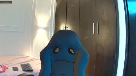 Snapshot of luna_and_banji chatting on October 2025 09:23:01 PM luna and banji online show from October 2025 09:23:01 PM