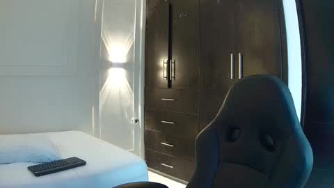 Snapshot of luna_and_banji chatting on October 2025 09:37:02 PM luna and banji online show from October 2025 09:37:02 PM