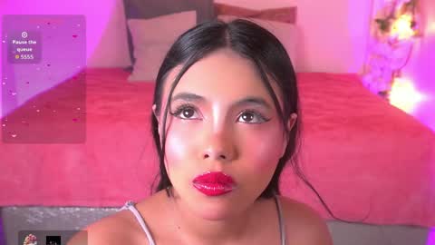 Lunita online show from May 2026 07:23:02 PM