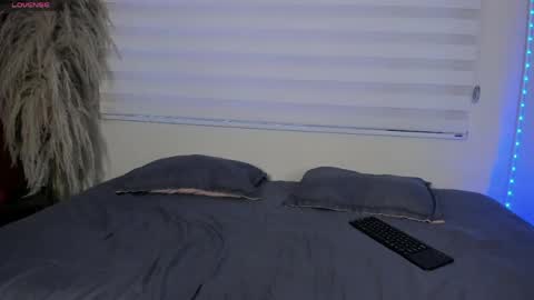 luna_cute14 online show from May 2026 09:22:01 PM