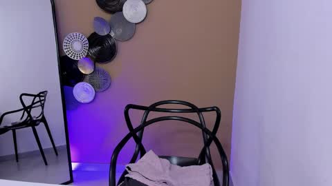 luna_cute14 online show from May 2026 04:04:01 PM