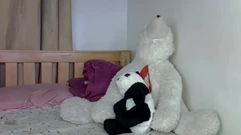 maskedmalkia online show from March 2026 01:41:02 AM