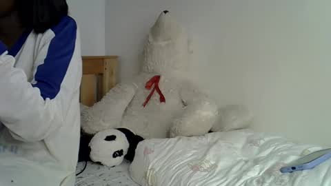 maskedmalkia online show from April 2026 10:07:02 PM