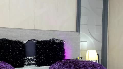 Snapshot of luna_fioree chatting on December 2024 09:53:02 PM Luna Fioree online show from December 2024 09:53:02 PM