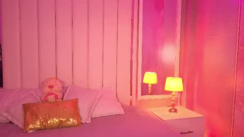 luna_hot_ass online show from June 2026 10:18:02 PM