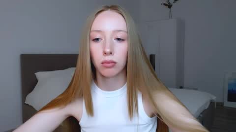 Luna online show from December 2024 07:13:02 PM