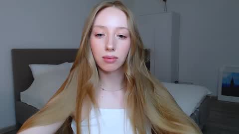 Luna online show from January 2025 12:09:01 AM