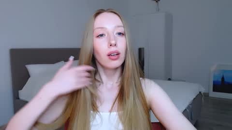 Luna online show from January 2025 02:19:02 AM