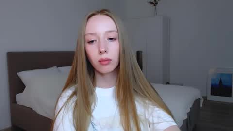 Luna online show from January 2025 02:14:01 AM