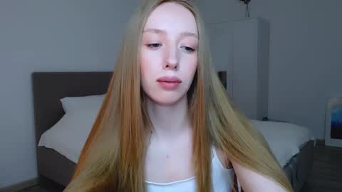 Luna online show from March 2025 07:28:01 PM