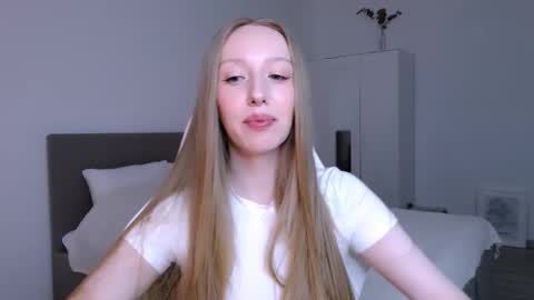 Luna online show from January 2026 08:47:01 PM