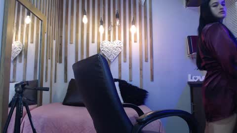 Luna Jonhsonn online show from January 2025 01:53:01 AM