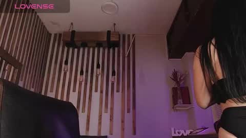 Luna Jonhsonn online show from February 2025 07:41:01 PM